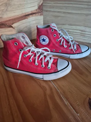 Tênis All Star Converse Cano Alto vermelho n°32