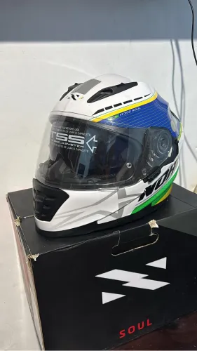 Vendo 2 capacete norisck