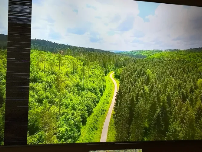 TV Samsung 58" Polegadas - Com Defeito na Tela (Ideal para Retirada de Peças)