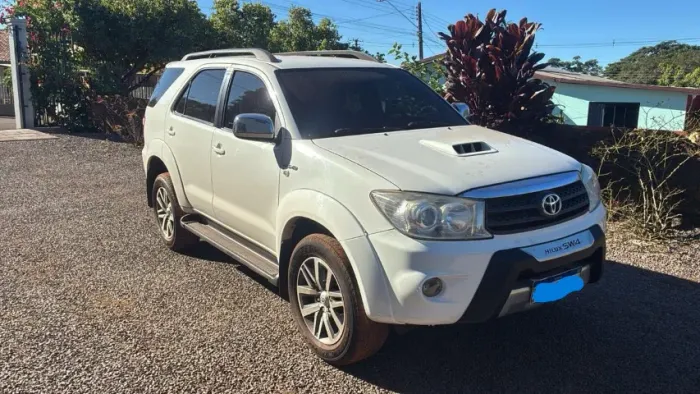 Toyota Hilux SW4 SRV D4-d 4X4 3.0 TDI Dies. AUT 2009
