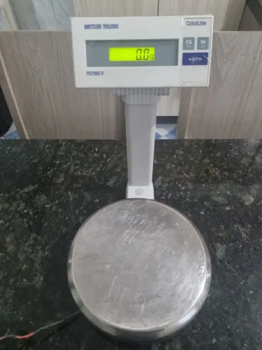 BALANÇA PRECISÃO para tintas - até 7kg. - Mettler Toledo ColorLine, modelo PS7001-F.