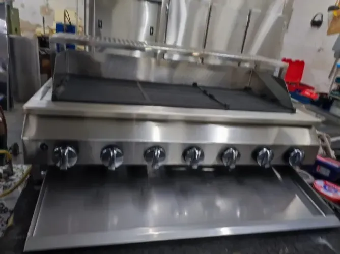 char broiler todo em inox