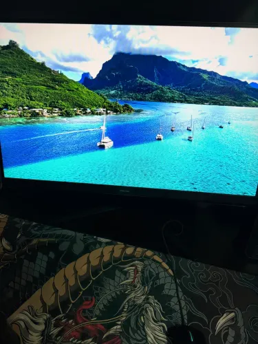 Monitor Samsung 27? 180hz 1ms