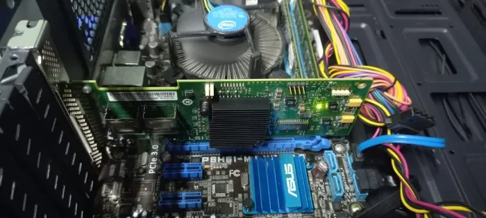 Placa Controladora RAID SAS IBM LSI SAS9220-8i 46m0861 Pcie 8-port 6gb