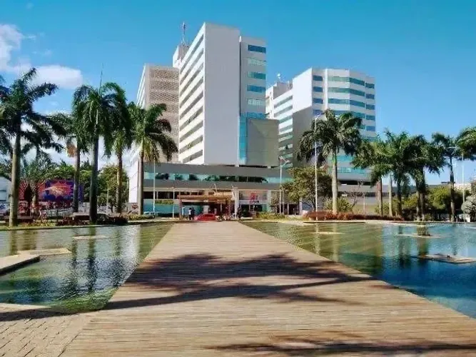 SALA COMERCIAL NO CENTRO EMPRESARIAL DA SERRA 62m2