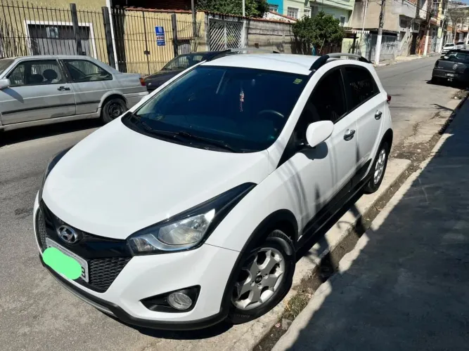 Hyundai HB20X Premium 1.6 Flex 16V Aut. 2015