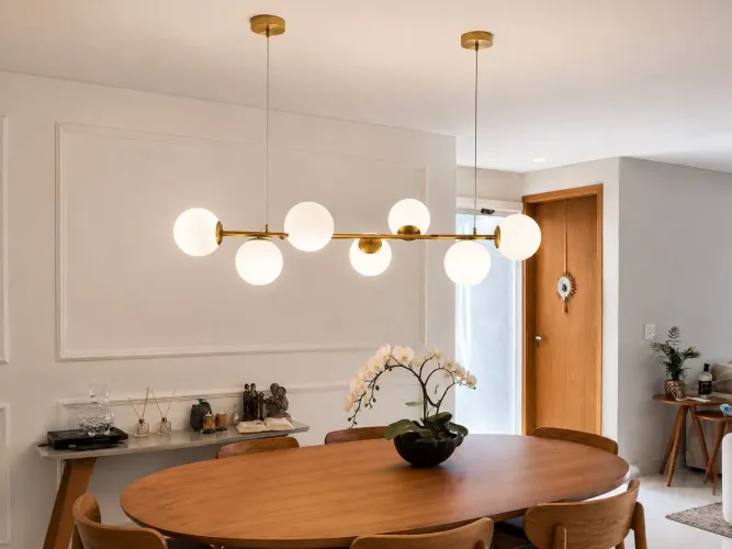 Lustre Pendente Jabuticaba Dourado com 6 Globos - Usado