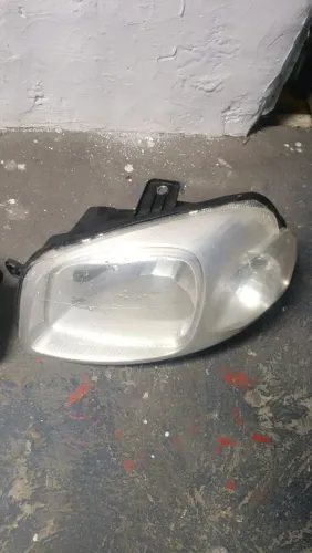 Farol uno Vivace original Fiat 