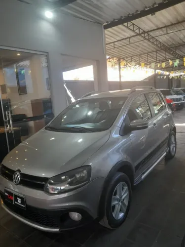 Volkswagen Crossfox 1.6 MI Total Flex 8V 5P 2011