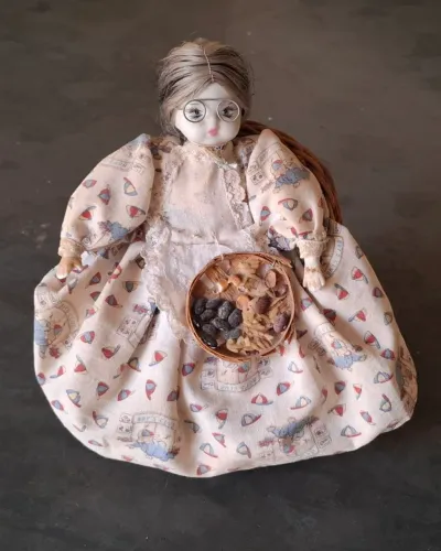 Boneca Anos 80 Vovó Fazendeira Em Gesso