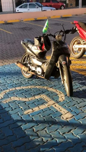 VENDE-SE SHINERAY PHOENIX GOLD 50cc, negociamos !!!