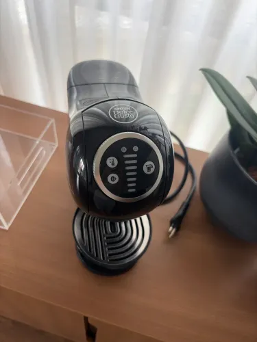 CAFETEIRA DOLCE GUSTO GENIO S PLUS
