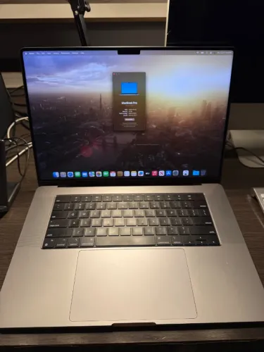 MacBook Pro 16 Polegadas M1 Pro 16GB/512 Bateria 97%