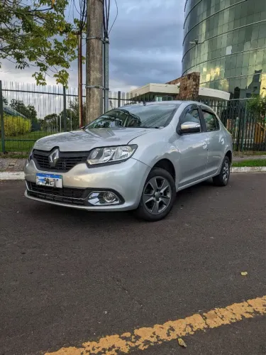 Renault Logan Expression Hi-flex 1.6 8V 4P 2017