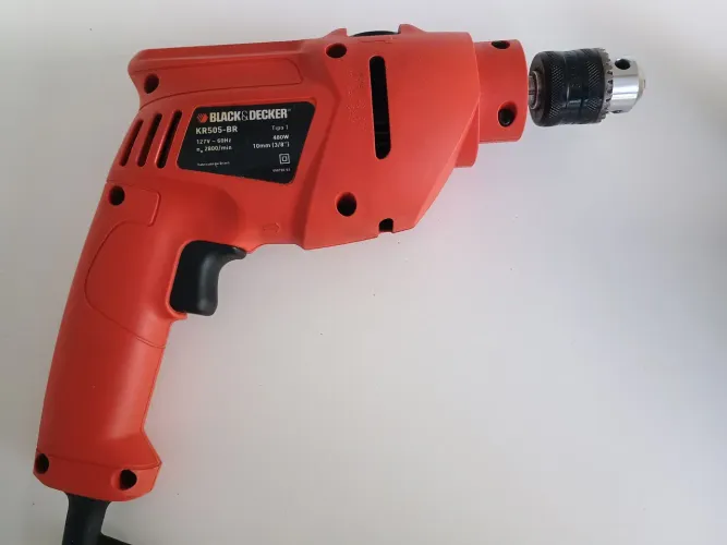 Furadeira Black & Decker 127v