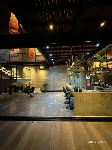 Casa conceito rústico com 4 quartos à venda, 300 m², Condomínio Green Hills - Flores, Mana