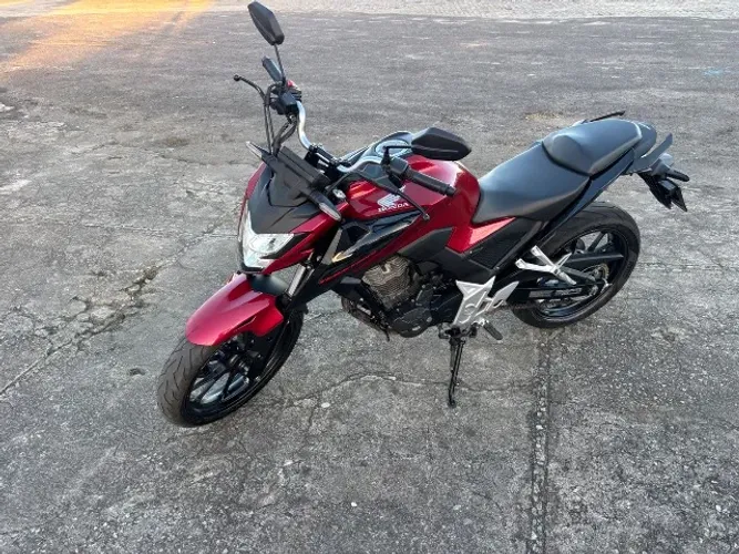 Vendo cb 300f 2025
