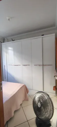 Guarda roupa lindo e excelente