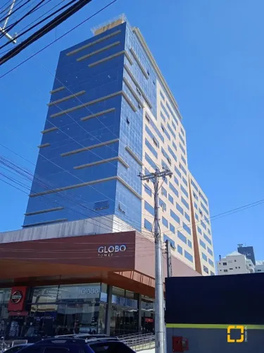 VENDA DE SALAS COMERCIAIS NO GLOBO TOWER NO ESTREITO - FLORIANÓPOLIS.