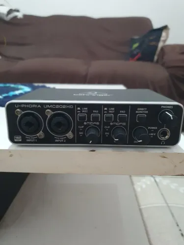 Behringer Umc202hd Interface de áudio