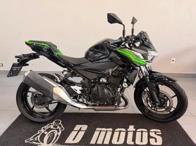 KAWASAKI Z400
