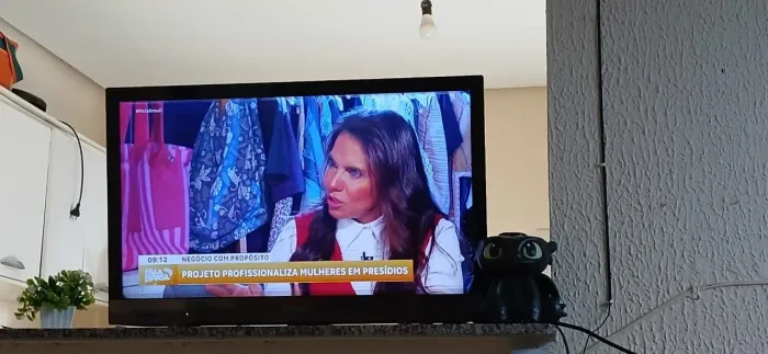 TV Sony 32? LCD - Modelo KDL-32EX525 - Boa oportunidade