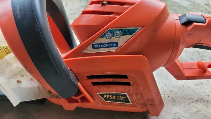 Podador de Cerca Viva Elétrico Tramontina PE50