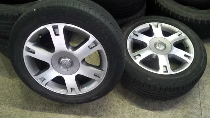 Roda aro 16 Vectra Elite grafite com diamantado Chevrolet 4X100 