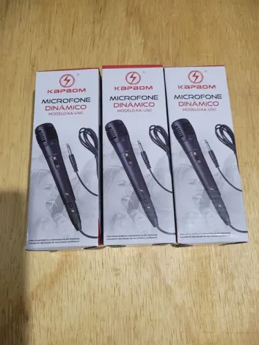 Microfone dinâmico com fio