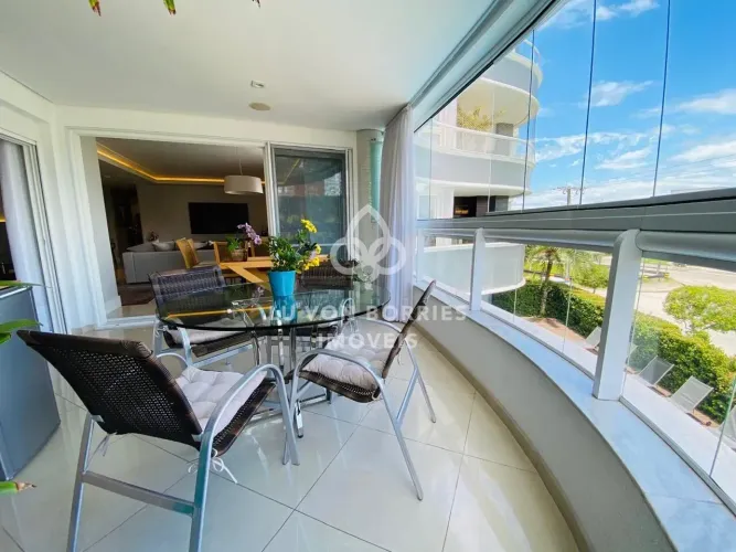 Apartamento à venda no bairro Jurerê - Florianópolis/SC