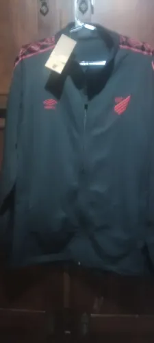 Jaquetas e Moletons Umbro Athetico