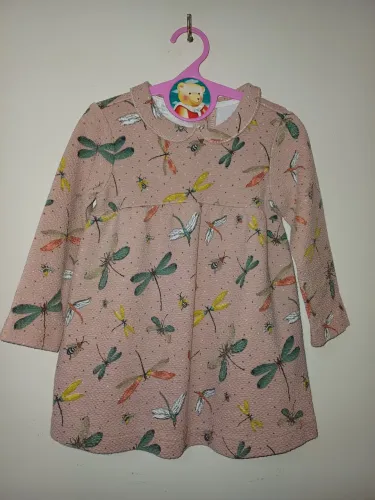 Vestido infantil Zara com manga comprida de libélula, tam. 9-12 meses .