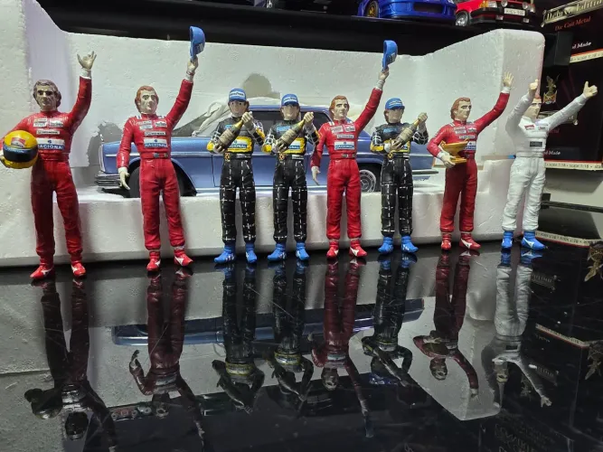 Miniatura ayrton senna 1:18 vários modelos lotus Williams marlboro estoril
