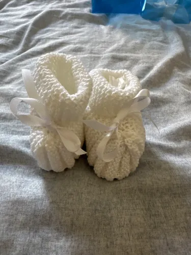 Sapatinho meia para bebê 0 a 6 meses branco