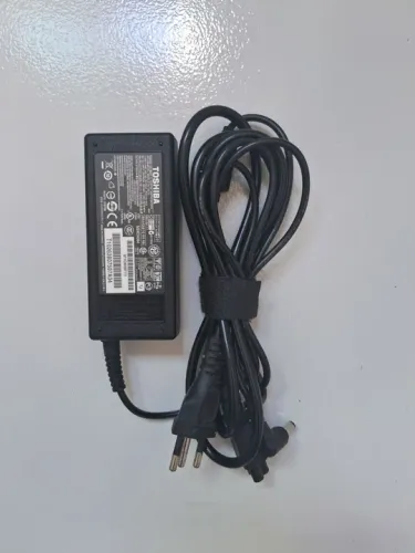 Carregador Original Toshiba para Notebook