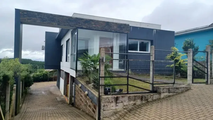 Apartamento para aluguel com 170 metros quadrados com 3 quartos