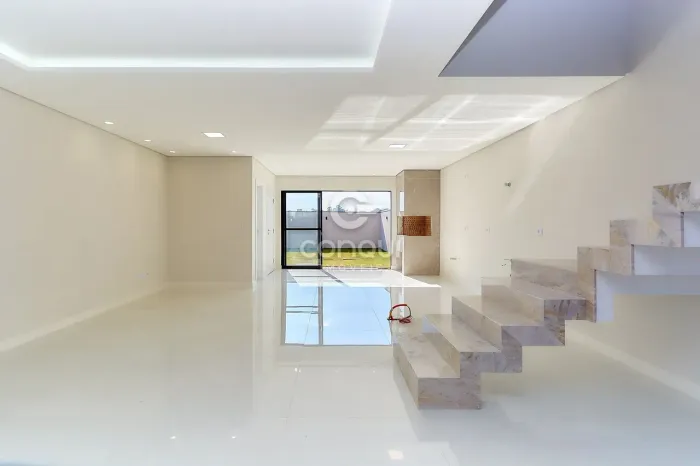 Sobrado de Alto Padrão no Aristocrata | 170m² | 3 Quartos (1 Suíte Master) | Espaço Gourme