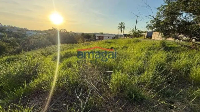 Terreno para venda no condomínio Lago Dourado
