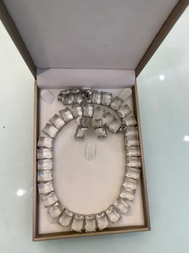 Colar inspiração swarovski