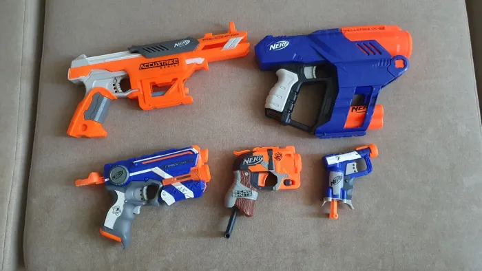Kit Nerf - 5 Pistolas - Brinquedo para Meninos