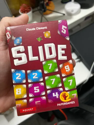 Slide (PaperGames) LACRADO