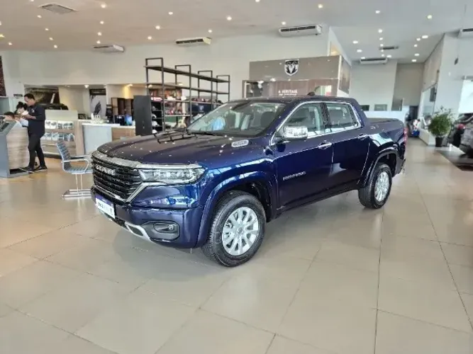 RAM Rampage Big Horn 2026 Vermelha 2.2 diesel