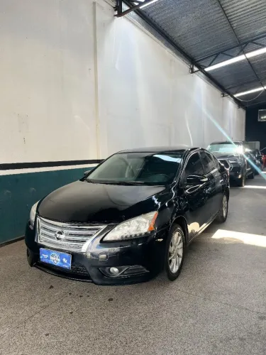 NISSAN SENTRA SV CVT AUT 2014 (Entrada de 9.900 e mais 60x1599,00)