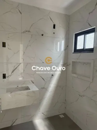 Casa com 03 quartos no Floresta - Recanto dos Pássaros