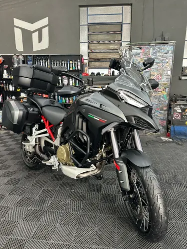 Multistrada V4S 2023