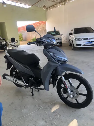 R10 125 emplacamento grátis 