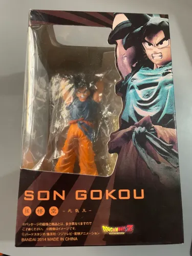 Goku. Son Gokou Genki Dama. Figuarts Zero. Dragon Ball. Action Figure Bootleg.