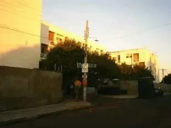 Apartamento à Venda no Condomínio Hebron, Bairro Macauba em Teresina-PI
