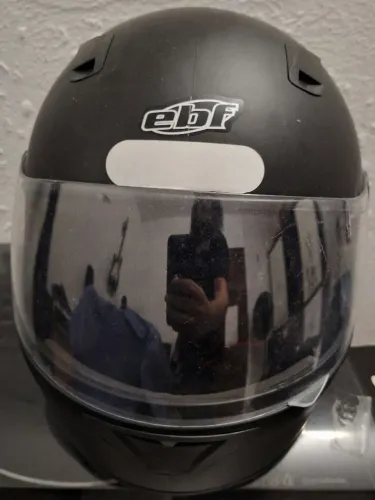 Vendo capacete EBF7