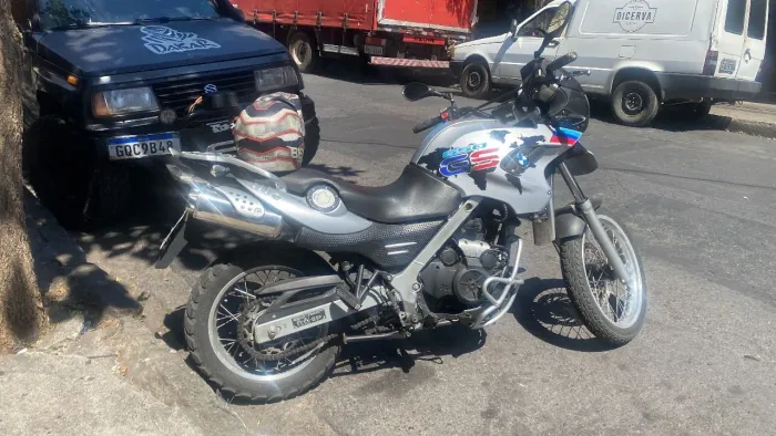 Veículo familiar muito conservado r